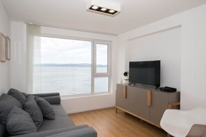Familienapartment, 2 Schlafzimmer, Meerblick, Meerseite | Strand-/Meerblick