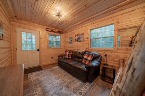 Living area - Middle of nowhere river retreat! (Butternut)