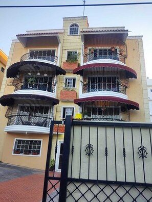 Exterior - Apartamento Familiar (Santo Domingo)