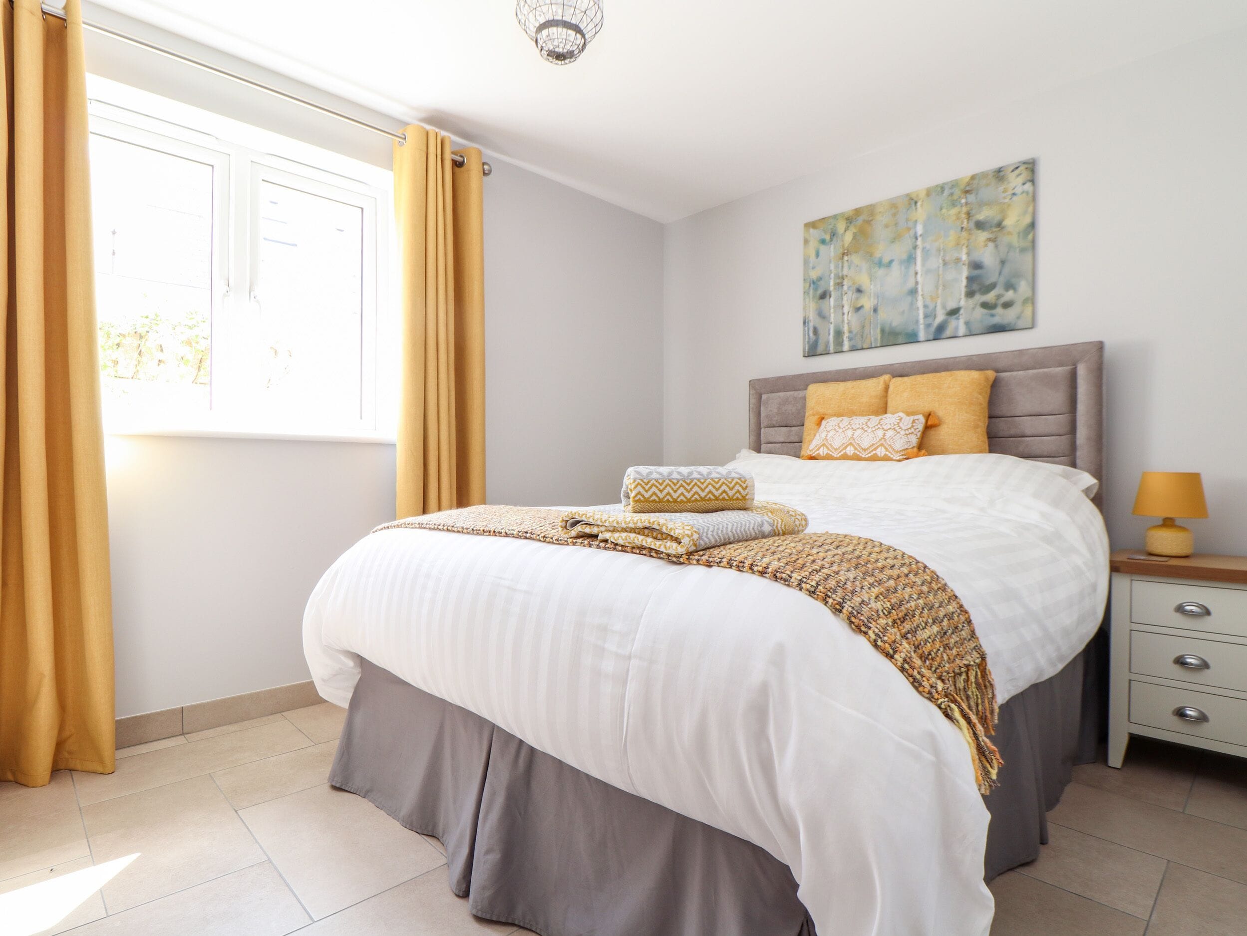 Cottage | 2 bedrooms, individually decorated, individually furnished, free WiFi