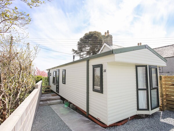 Bryn Hyfryd Caravan - Anglesey