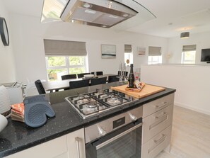 Cottage | Interior - Summer Rose (Alnwick)