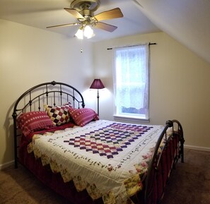 3 Schlafzimmer, Schreibtisch, kostenloses WLAN, Bettwäsche