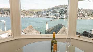 Cottage | Balcony