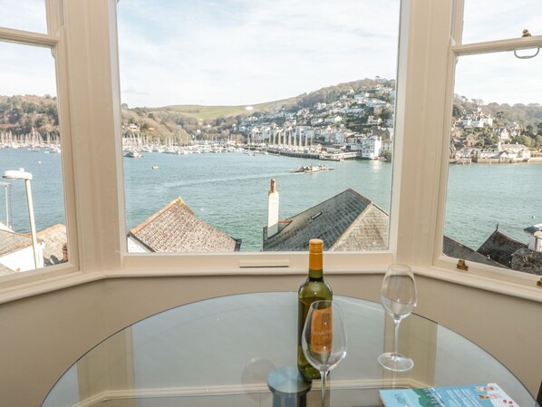 Cottage | Balcony