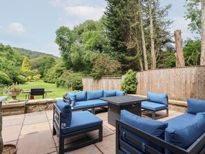 Cottage | Outdoor dining