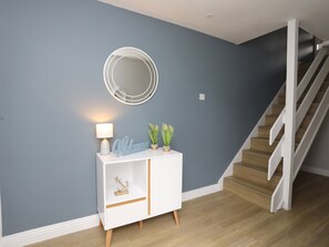 Cottage | 3 bedrooms, individually decorated, individually furnished, free WiFi