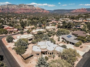 Luokittelematon kuva, 4 kautta 70, painike