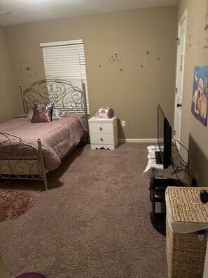 3 bedrooms, WiFi