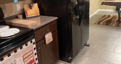 Great private home to enjoy close to the mall