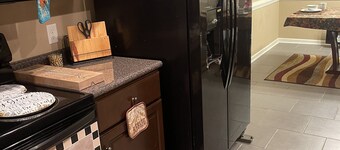 Great private home to enjoy close to the mall