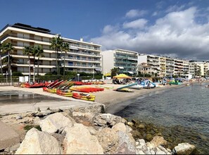 Beach nearby - Luxury ground floor apartment palm beach 100 meters from the beach (cannes)