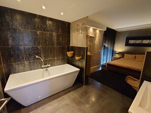 2 bedrooms, desk, WiFi - Luxury ground floor apartment palm beach 100 meters from the beach (cannes)