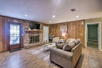 Peaceful Home, Colleges-Hospitals-Shops Close, Corporate Bookings Welcome 