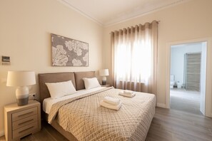 2 bedrooms, desk, iron/ironing board, free WiFi