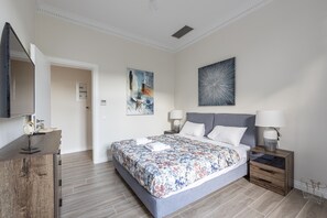 2 bedrooms, iron/ironing board, free WiFi