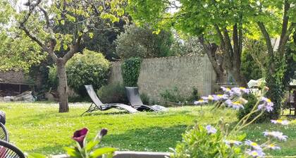Quiet little haven 5 kms from the port of La Rochelle