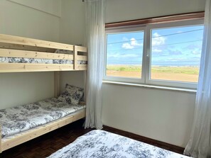 4 bedrooms