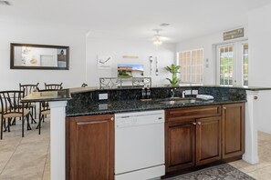 Interior - Waterfront! Boat dock available for, families welcome! (Homosassa)