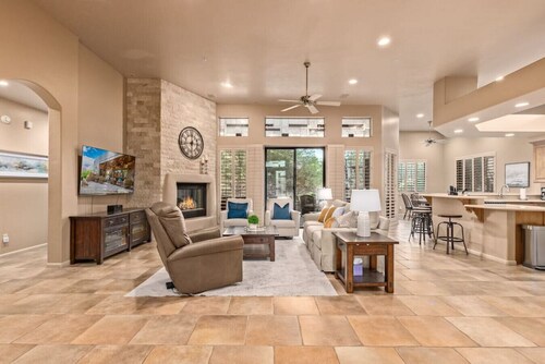 Rio Verde Retreat · New Rio Verde Retreat/Appointed 3 Bedroom/3 Bath