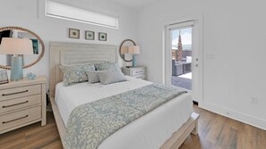 6 bedrooms, iron/ironing board, WiFi, bed sheets