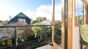 Property grounds - Bristol Street - 2 Bedroom holiday home in Merivale (Christchurch)