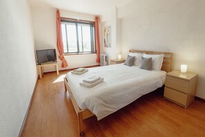 2 間睡房、熨斗/熨衫板、免費 Wi-Fi、床單