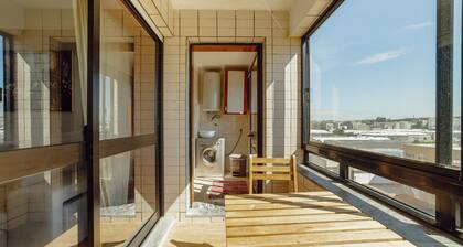 MATOSINHOS SEA SIDE 2BD by VACATIONY