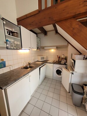 Fridge, microwave, oven, toaster - Duplex 100 m from the beaches, for 4/5 people in Mimizan plage (MIMIZAN)