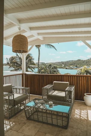 Vista del balcón. La Villa Hibiscus