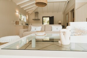 Estúdio | 1 quarto, roupas de cama premium, cofres nos quartos, escrivaninha