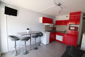 Fridge, microwave, dishwasher - Studio cabin fully equipped seaquarium parking air conditioning (LE GRAU DU ROI)