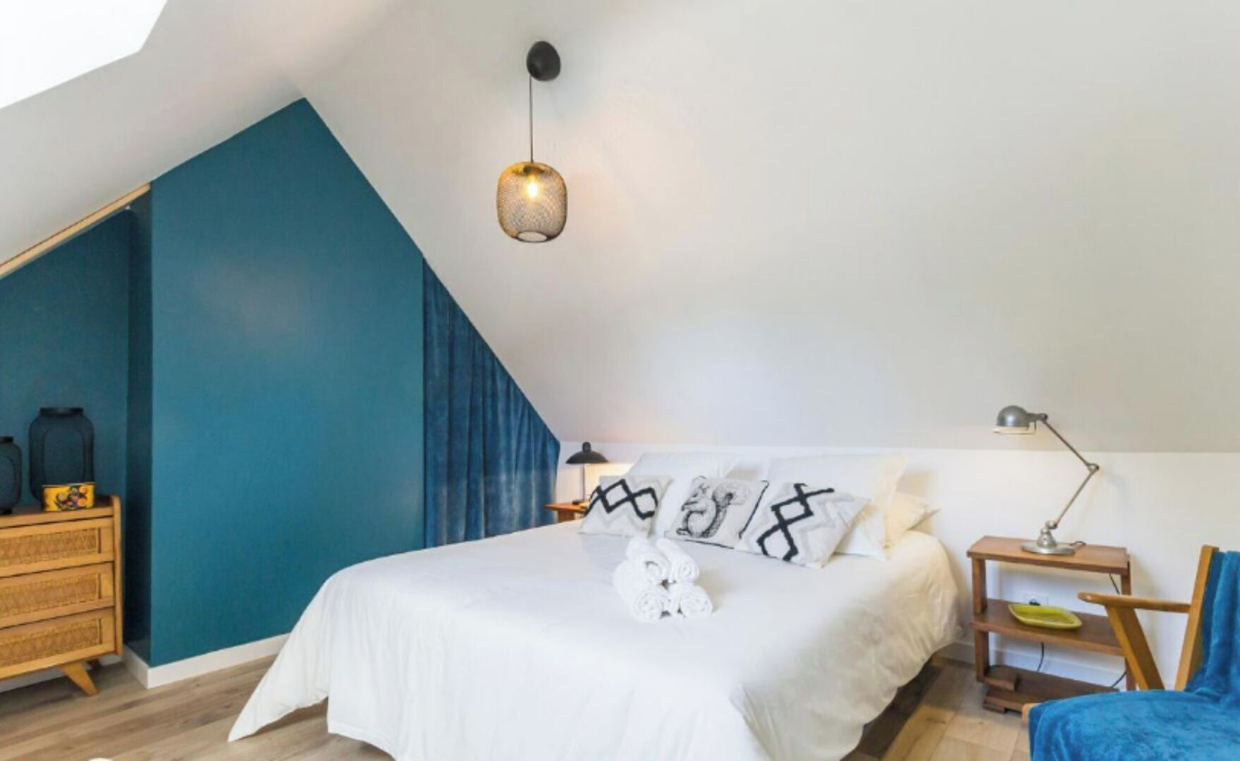 2 chambres, fer et planche à repasser, Wi-Fi gratuit, draps fournis