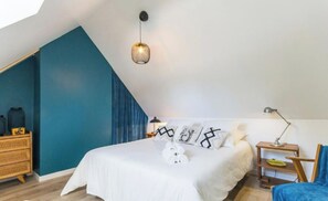 2 chambres, fer et planche à repasser, Wi-Fi gratuit, draps fournis