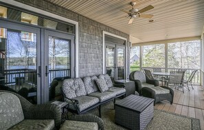 Outdoor dining - Beautiful waterfront lake house with private dock and State Park views (Spotsylvania Courthouse)