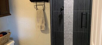 Sundance on the prairie. Light &open 2bdrm walkout basement apt w/mountain views
