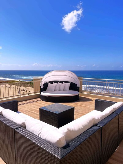 #20 Stunning 4BR Beachfront Penthouse Jobos Beach