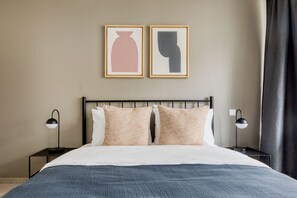 1 chambre, fer et planche à repasser, Wi-Fi, draps fournis