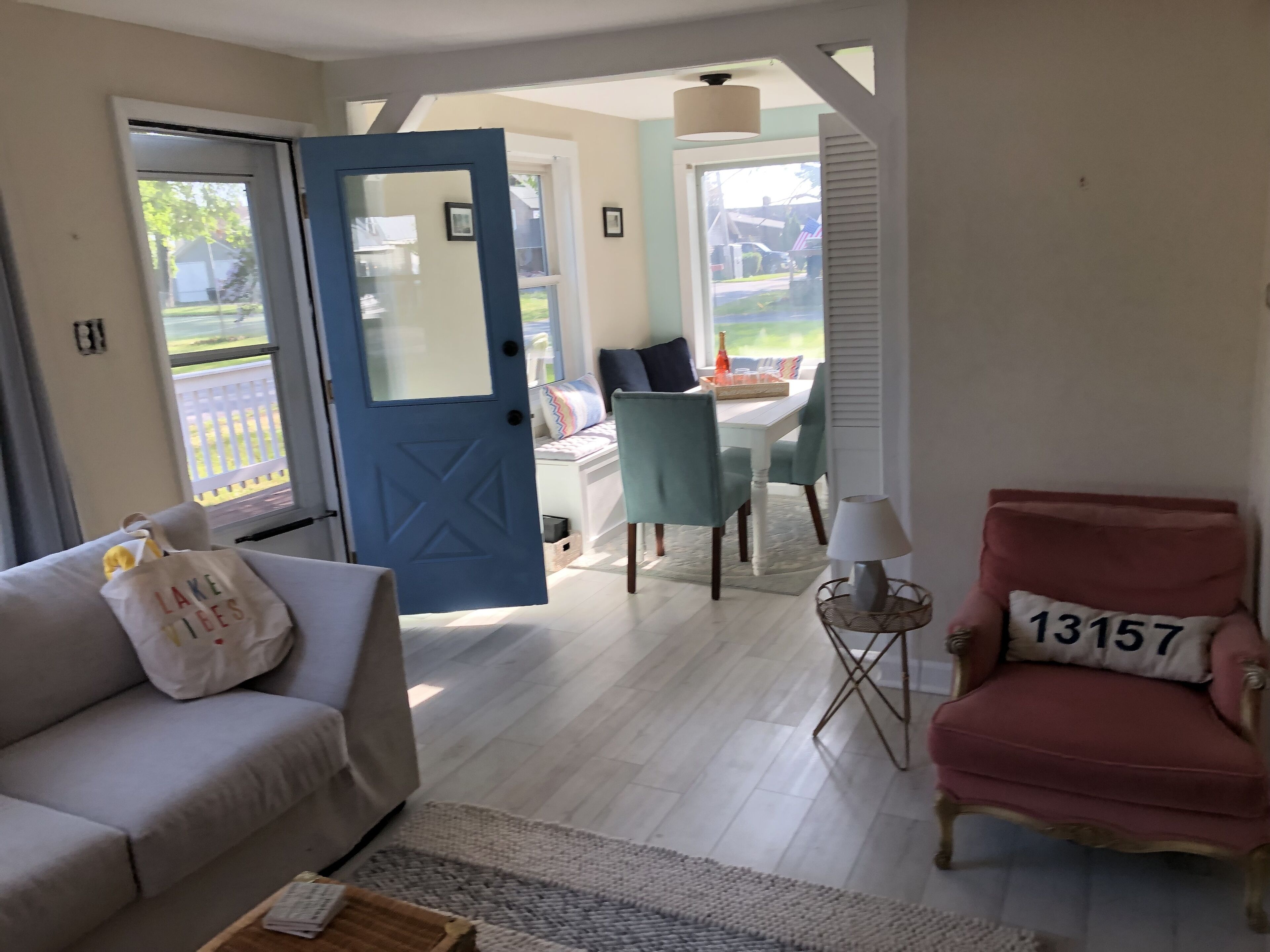 3 Doors Down From The Beach- Garage Game Room- Pets Welcome!