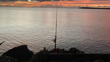 Am Strand, Liegestühle, Strandtücher