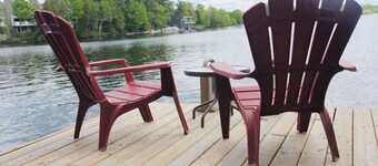 Beautiful lakefront retreat, 4 bedroom, sleeps 8