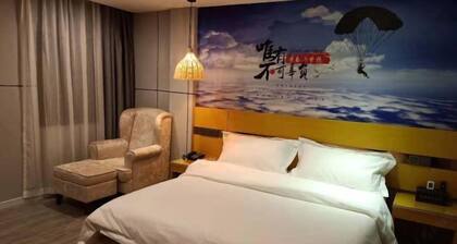 Tuke Boutique Hotel