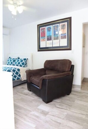 1 bedroom, iron/ironing board, WiFi