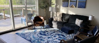 Family boating cottage on Whitefish Chain of Lakes