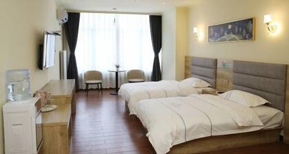 Shangluo Old Beijing Hotel