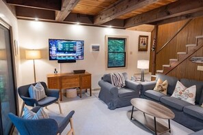 TV, fireplace, Hulu, streaming services