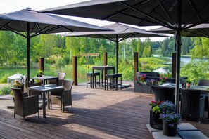 Outdoor dining - Jonathan Spa ESTATE (Amatciems)