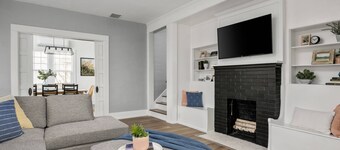 Incredible Central Newberg Location, Dog Friendly, Fully Fenced Yard, Entirely Updated, Next to Park