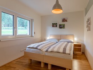 4 chambres, accès à Internet