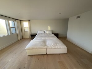 5 Schlafzimmer, Schreibtisch, kostenloses WLAN, Bettwäsche